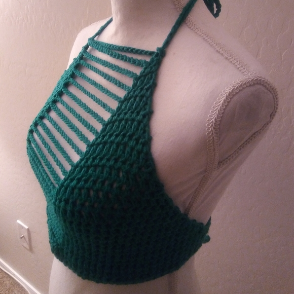 Crop Top - Picture 4 of 4